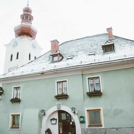 Gasthof Zum Gruenen Specht Oberzeiring ภายนอก รูปภาพ
