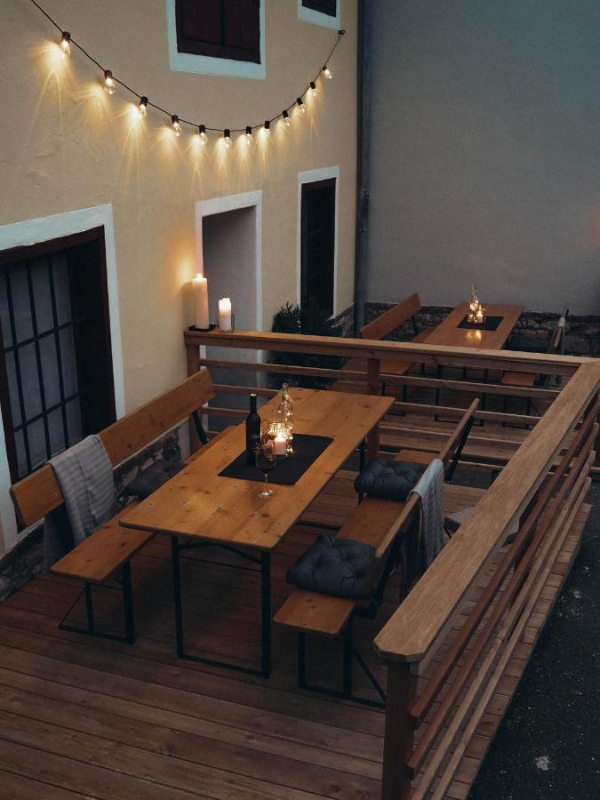 Gasthof Zum Gruenen Specht Oberzeiring ภายนอก รูปภาพ